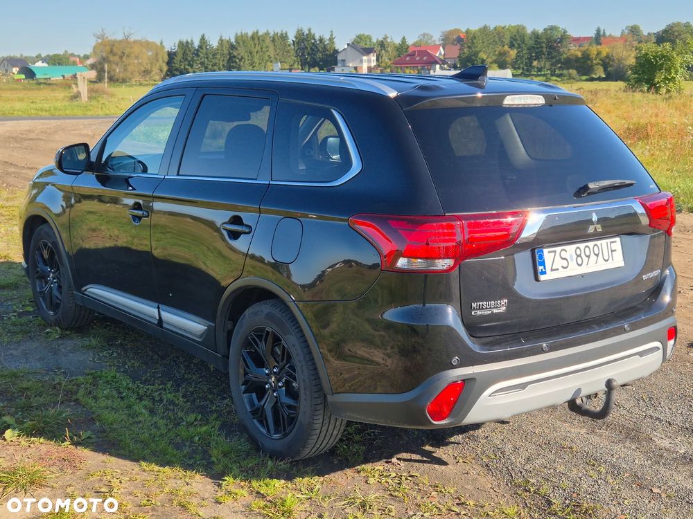Mitsubishi Outlander 2.0 Intense + 4WD CVT - 6