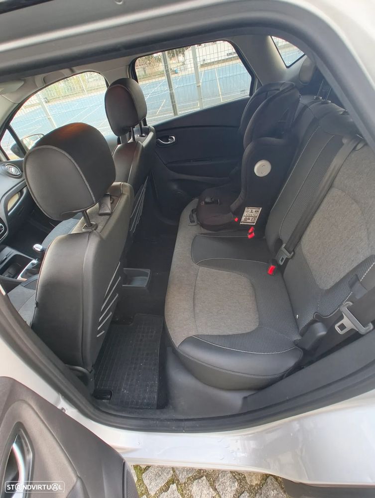 Renault Captur 0.9 TCE Exclusive - 6