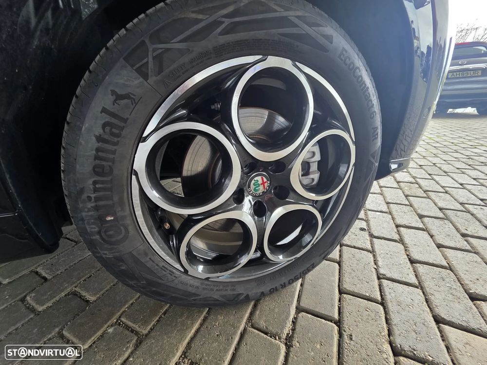 Alfa Romeo Tonale 1.3 Plug-In Hybrid TI e-AWD - 27