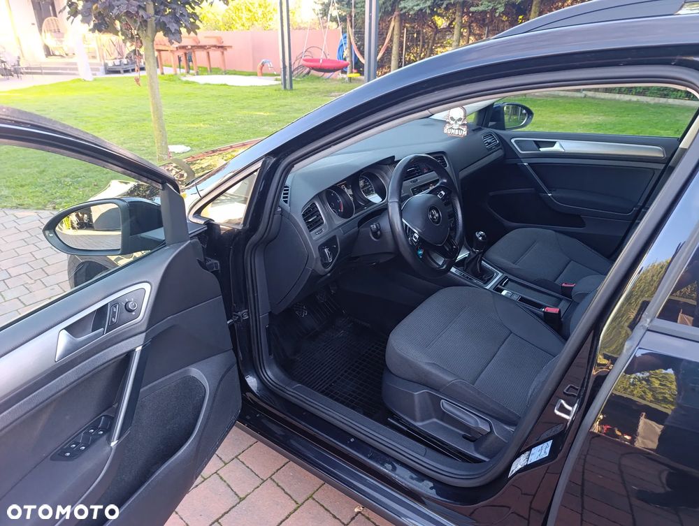 Volkswagen Golf 1.6 TDI Comfortline - 5