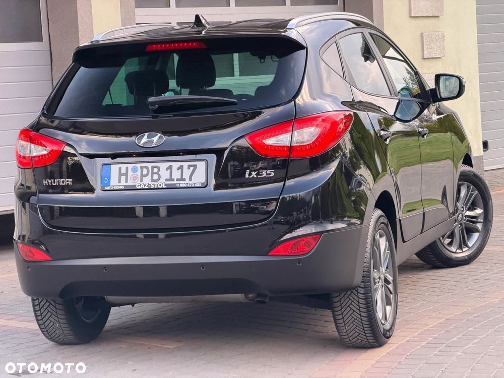 Hyundai ix35 1.6 2WD Fifa World Cup Edition - 11