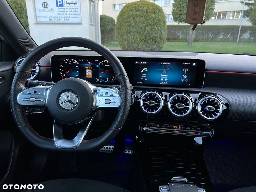 Mercedes-Benz Klasa A 180 7G-DCT AMG Line - 31