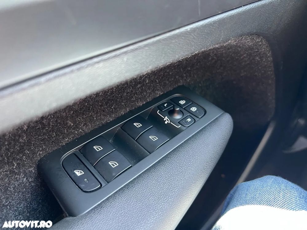 Volvo XC 40 D3 Momentum - 17