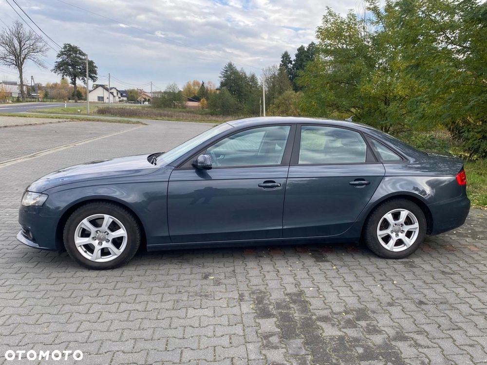 Audi A4 Limousine - 7