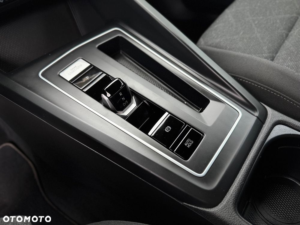 Volkswagen Golf 2.0 TDI SCR DSG Life - 6