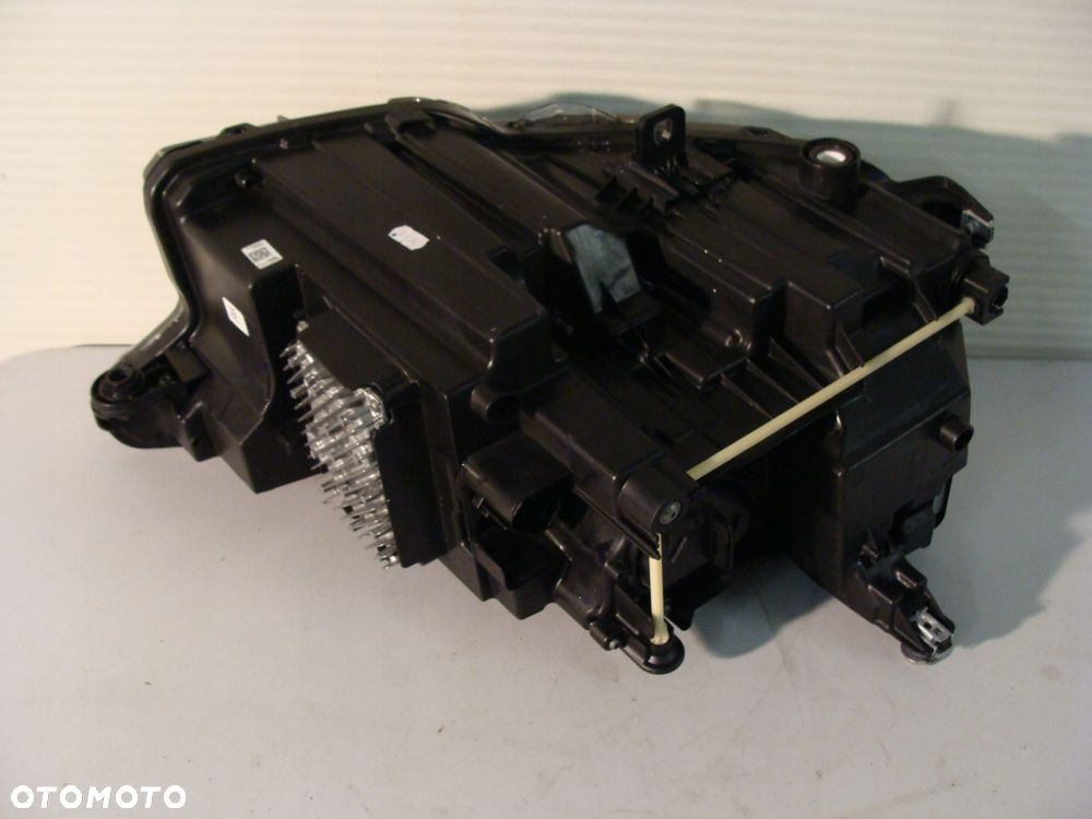 lampa lewa przód matrix audi q4 e-tron 89a941035f !! - 6