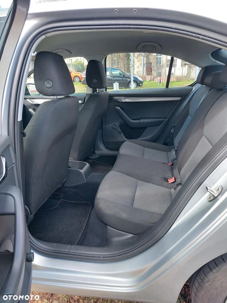 Skoda Octavia 1.6 TDI Edition - 10