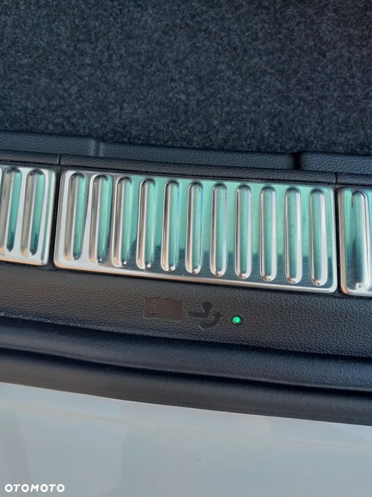 Skoda Superb 1.5 TSI mHEV DSG Selection - 25