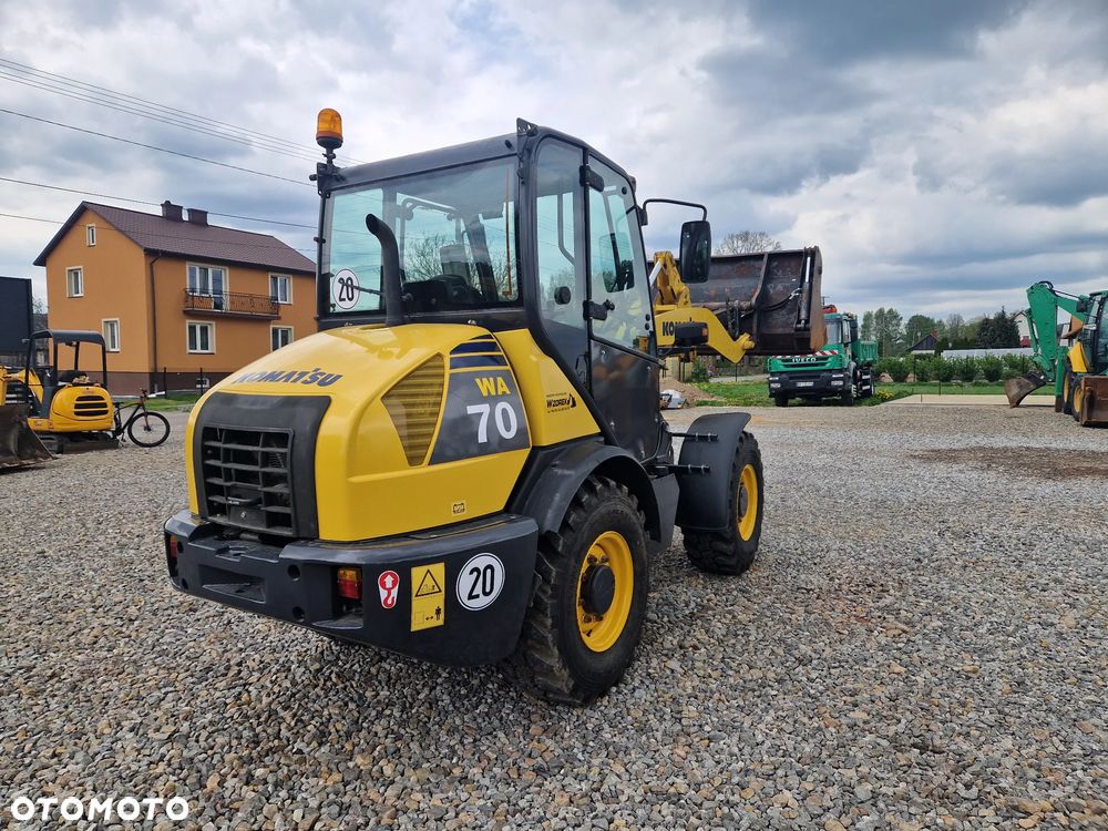 Komatsu WA70 - 2