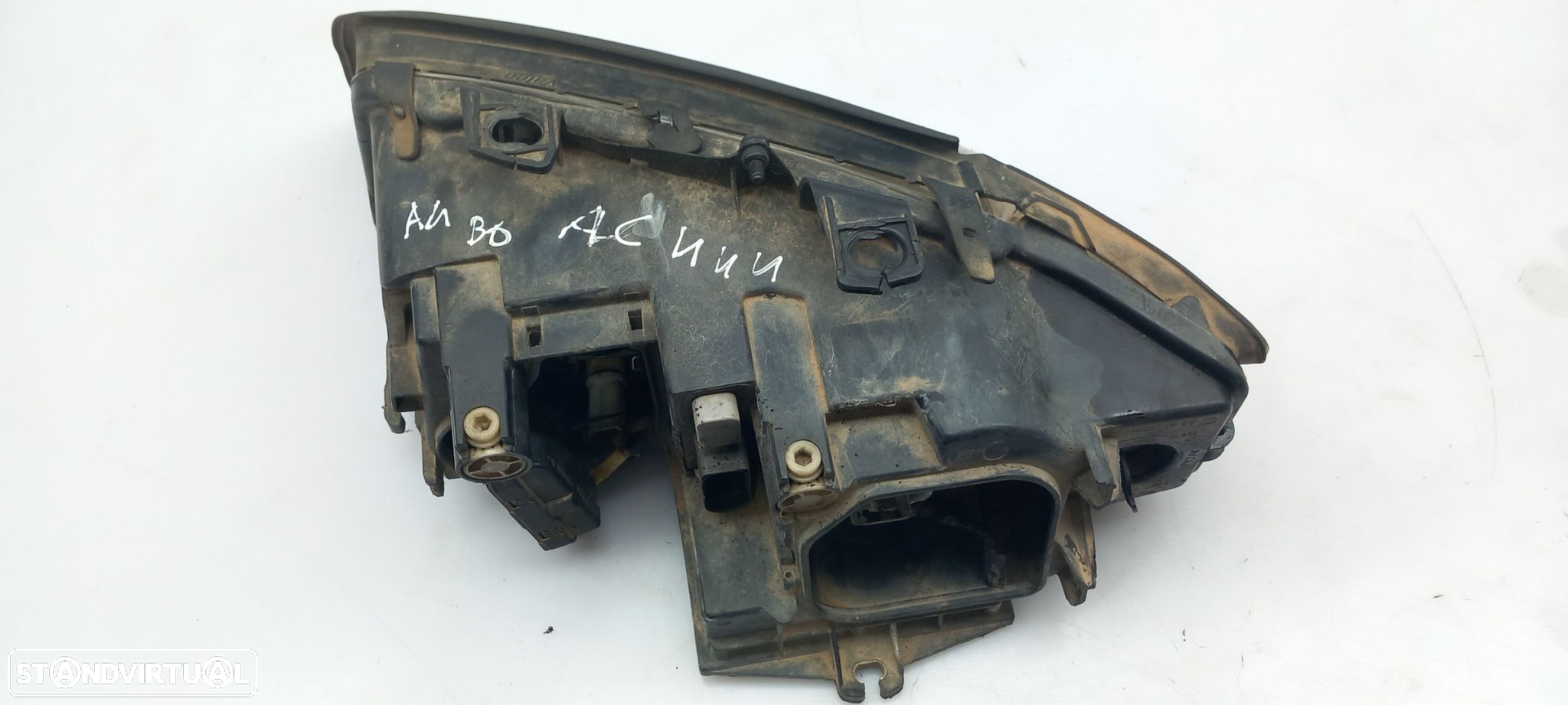 Ótica / farol direita AUDI A4 (8E2, B6) - 3