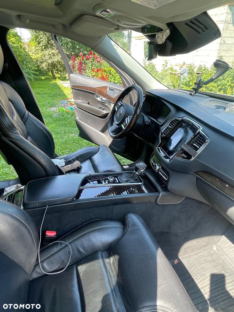 Volvo XC 90 - 4