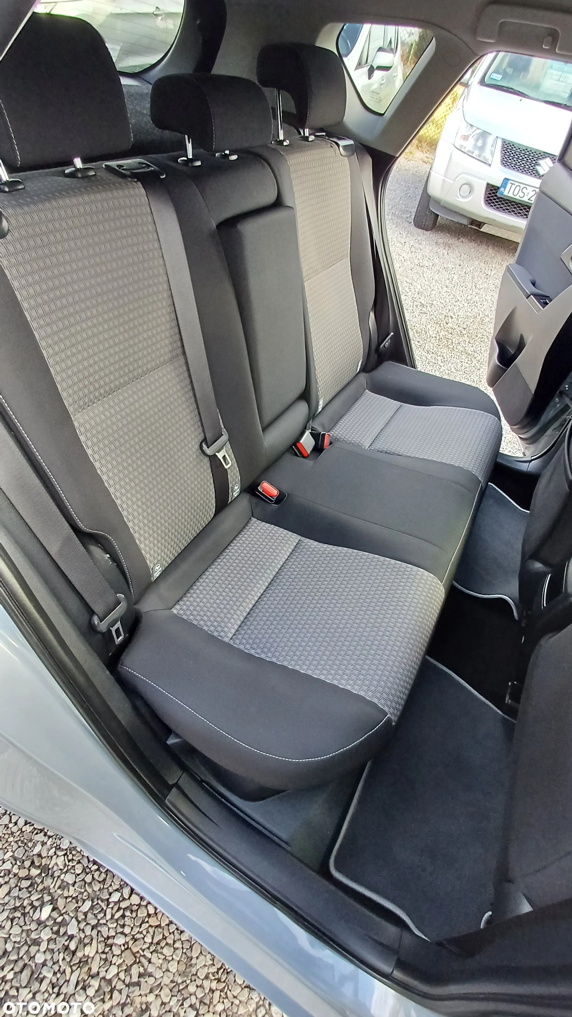 Toyota Auris 1.8 VVT-i Hybrid Automatik Executive - 19