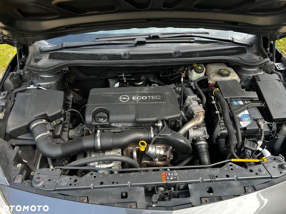 Opel Astra 1.6 CDTI Sport - 23