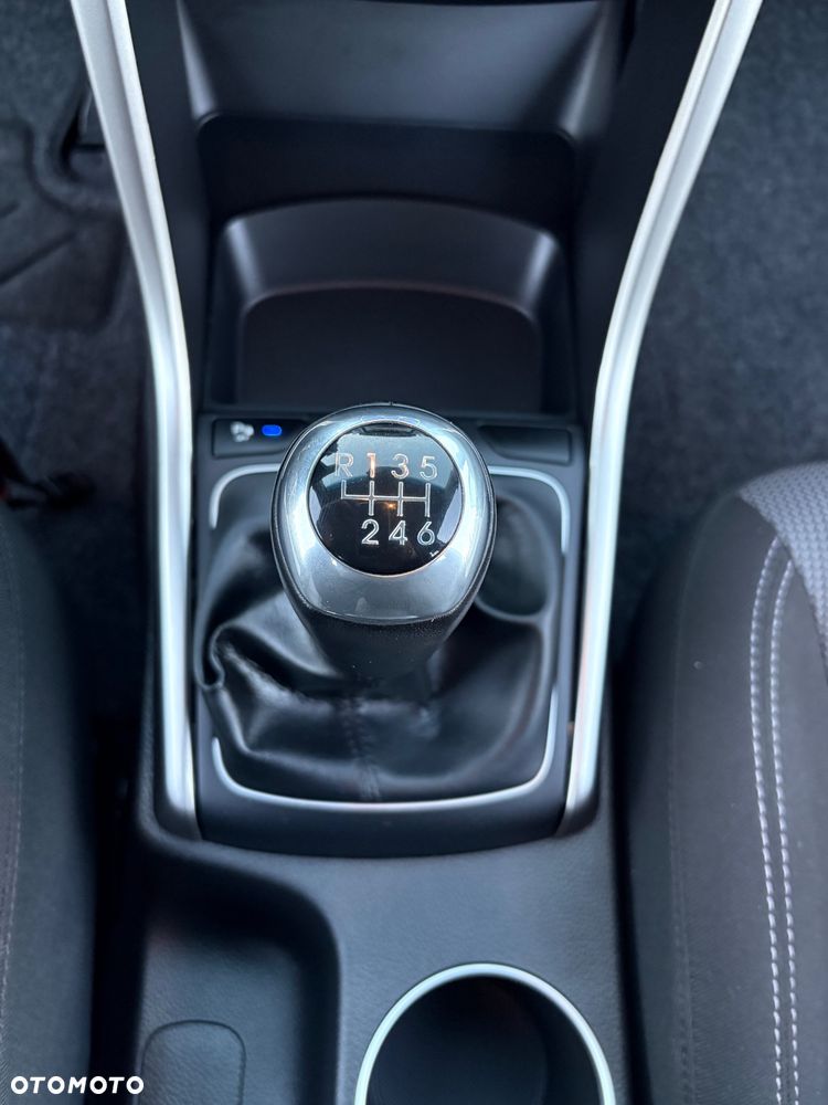 Hyundai i30 - 19