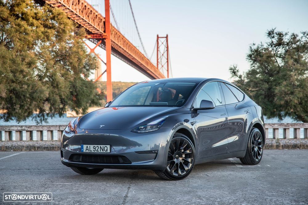 Tesla Model Y Long Range Tração Integral - 23