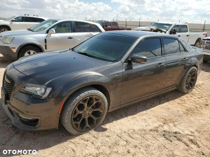 Chrysler 300 - 1