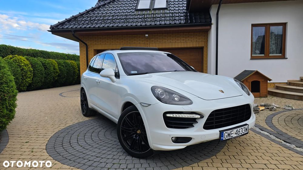 Porsche Cayenne Turbo - 15