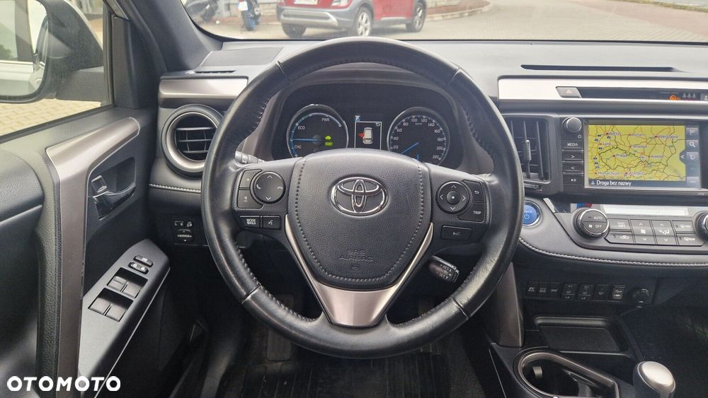 Toyota RAV4 Hybrid Premium 4x2 - 12