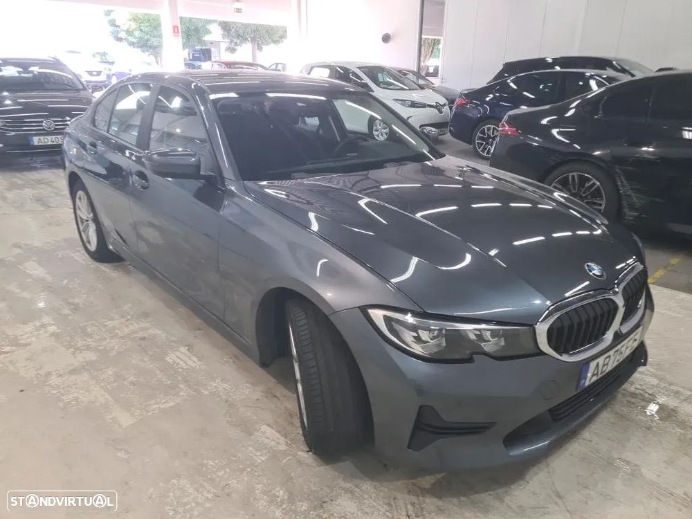 BMW 330 - 4