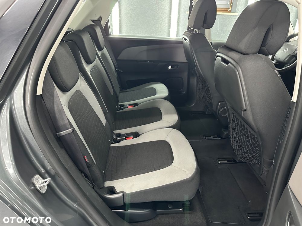 Citroën C4 Picasso - 32