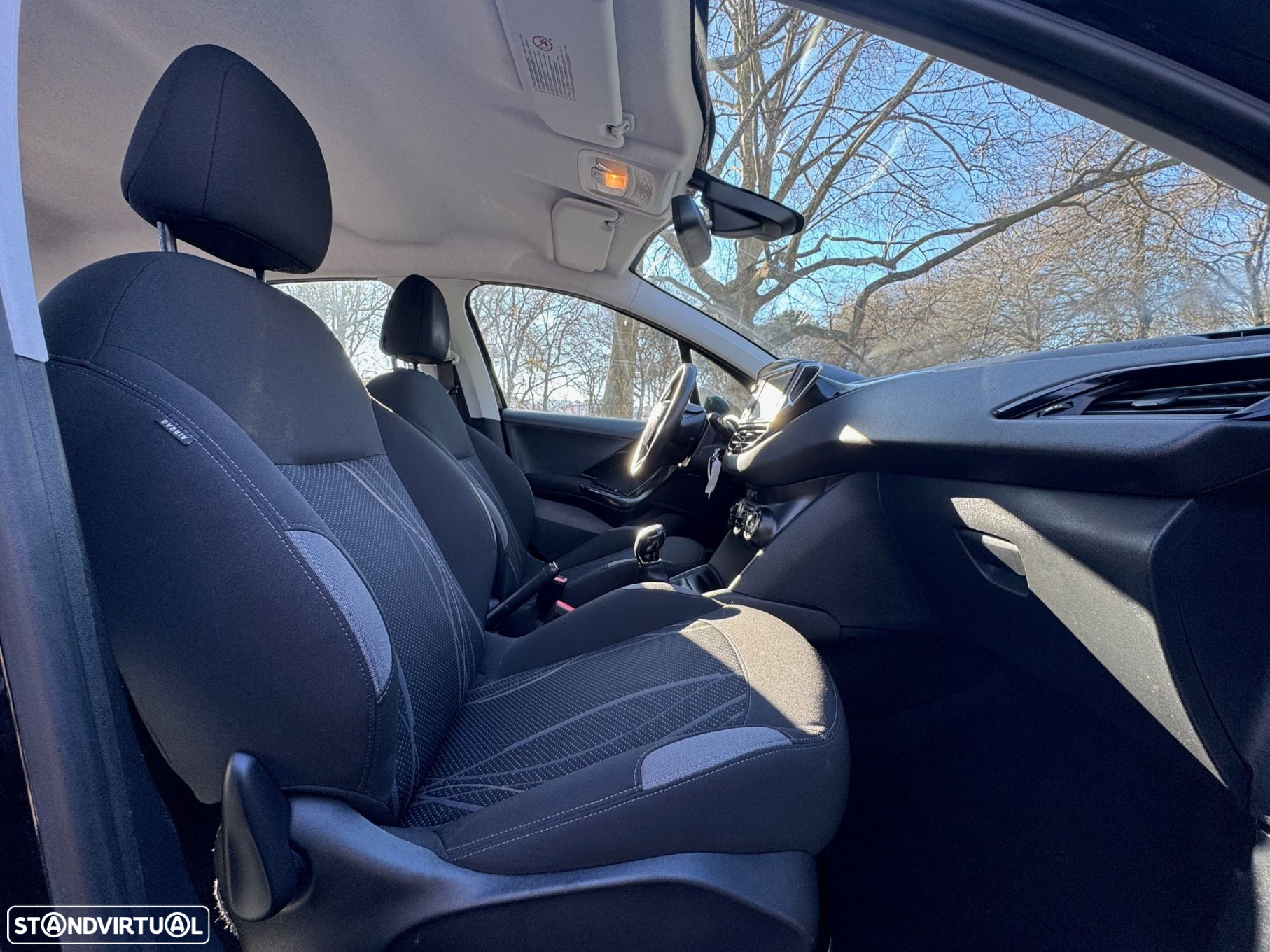 Peugeot 208 1.2 VTi Active - 20