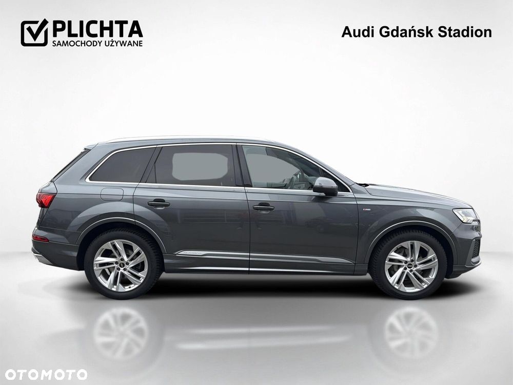 Audi Q7 - 7