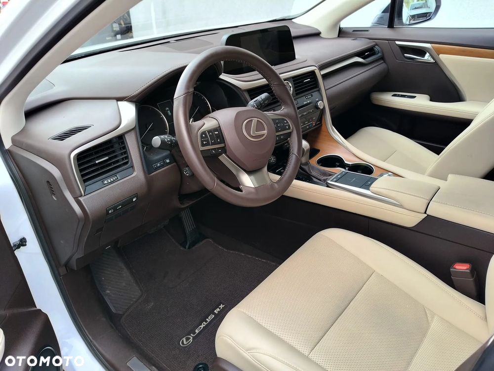 Lexus RX - 1