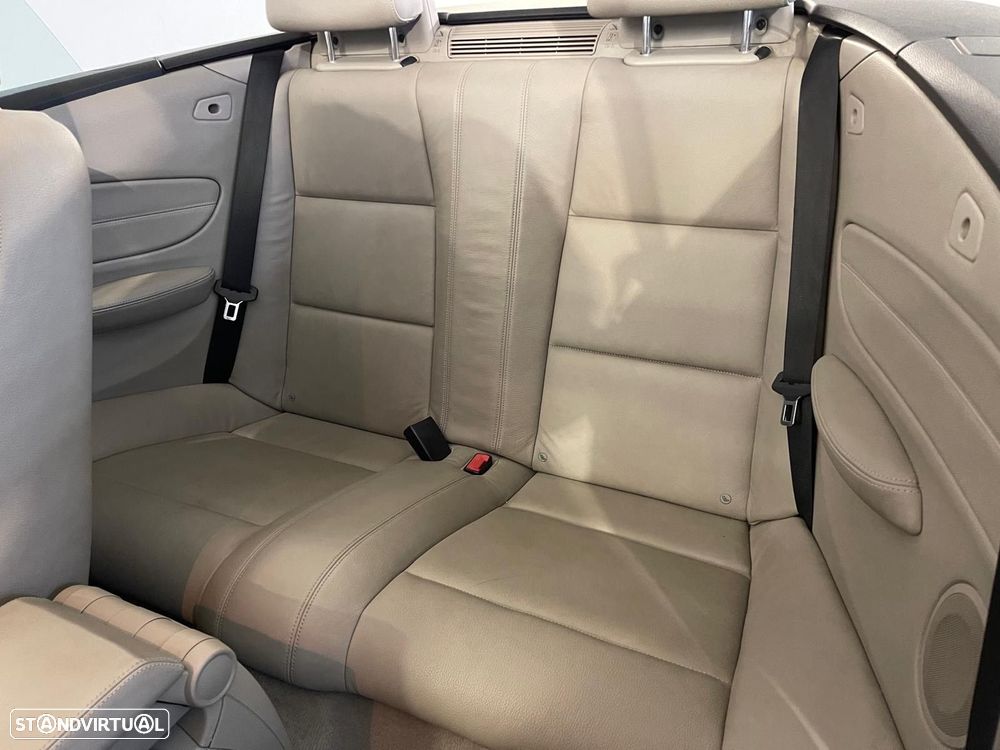 BMW 118 i Cabrio Auto - 16