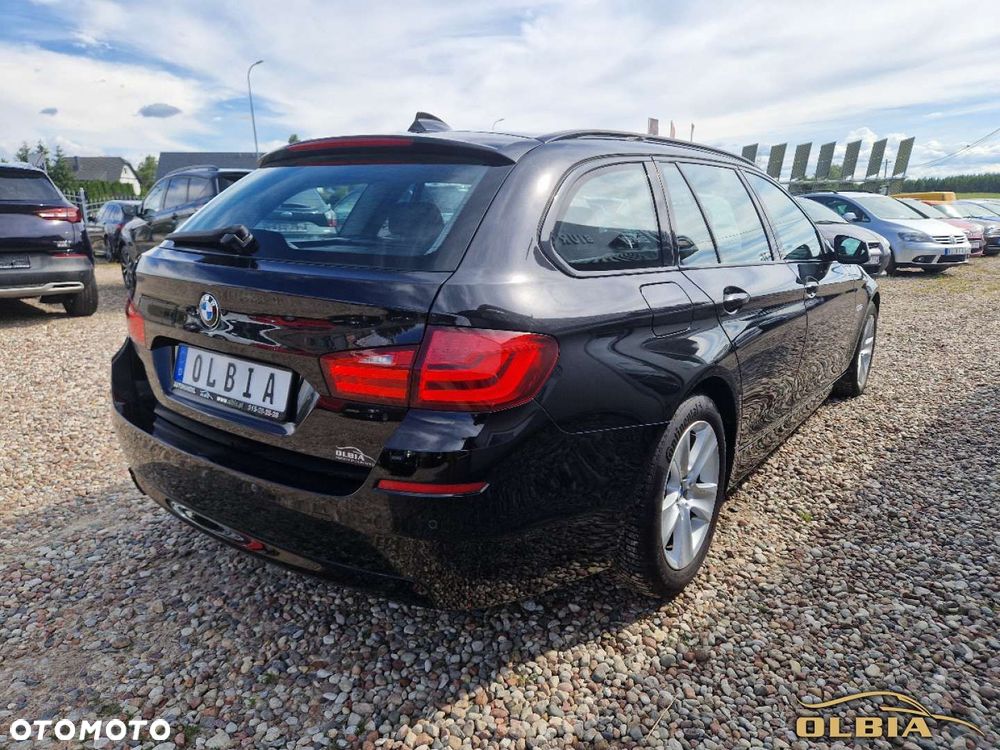 BMW Seria 5 520d Touring - 11
