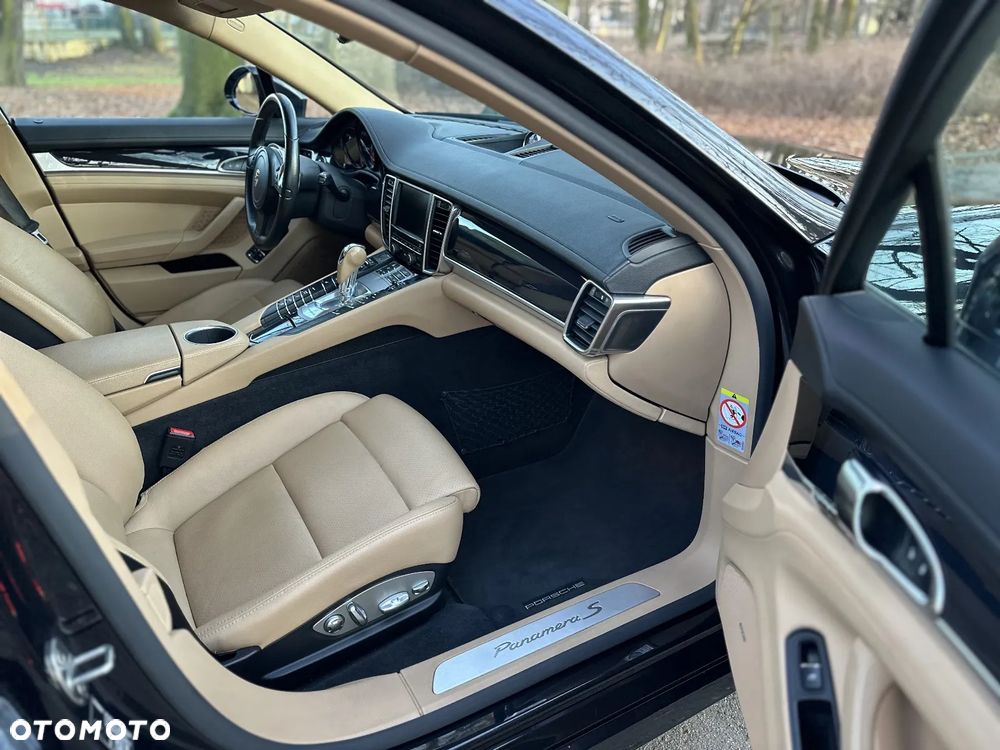 Porsche Panamera S PDK - 29