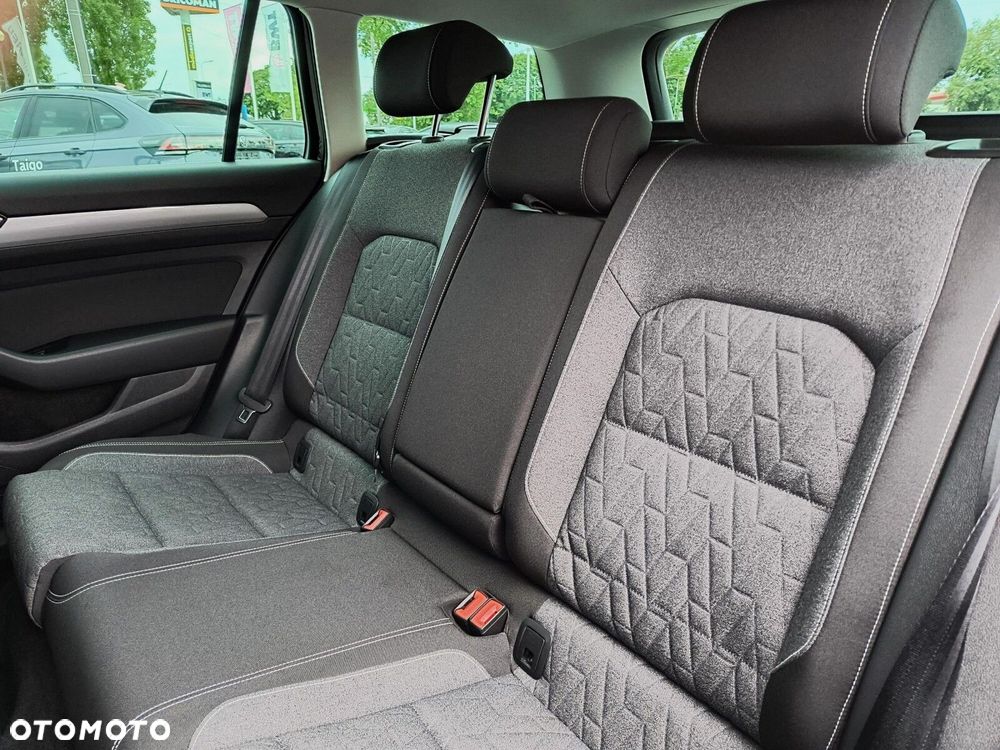 Volkswagen Passat 1.5 TSI EVO Business DSG - 24