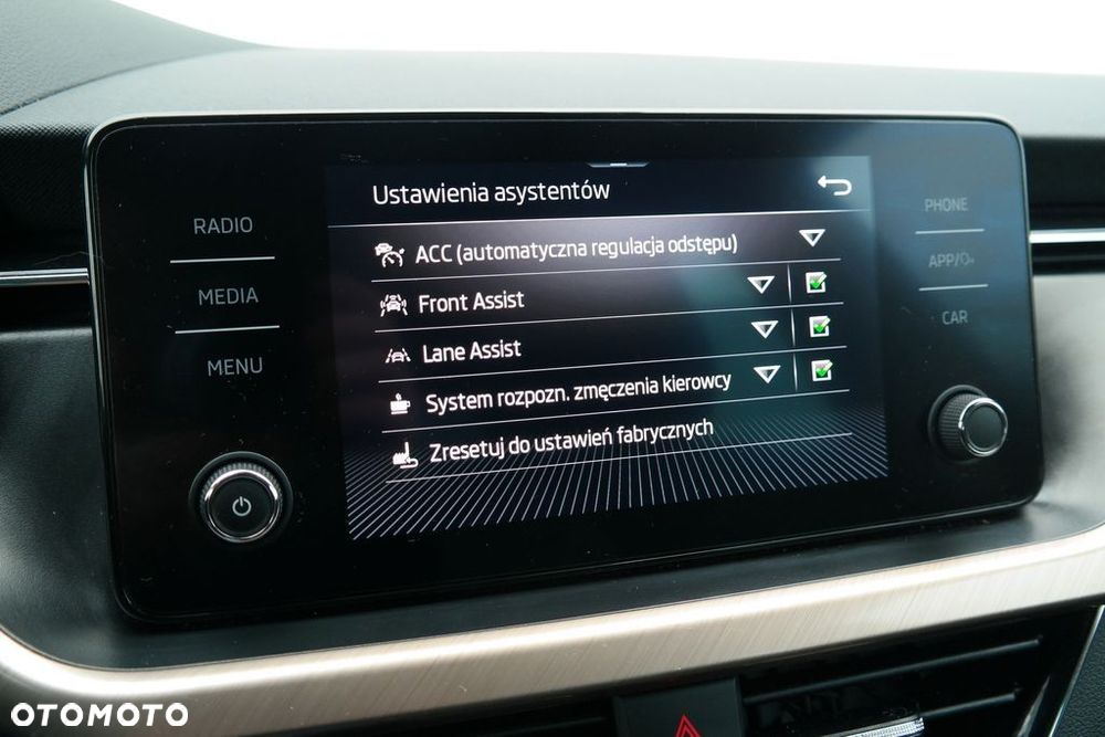 Skoda Kamiq 1.0 TSI Style - 26