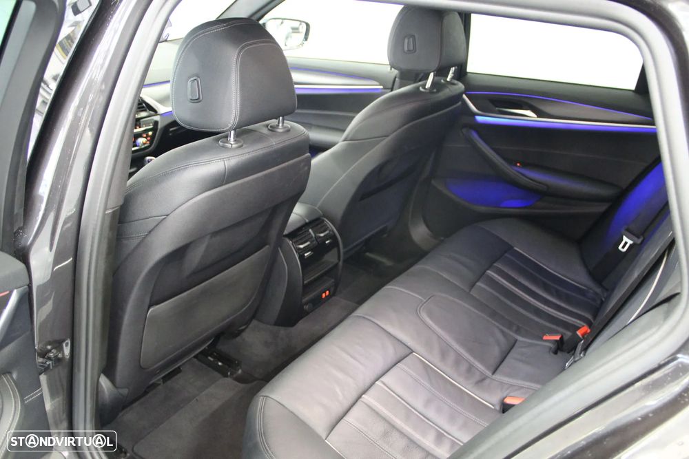 BMW 520 d Pack Desportivo M Auto - 7