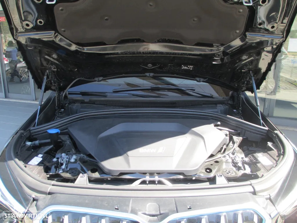 BMW iX1 xDrive30 - 11