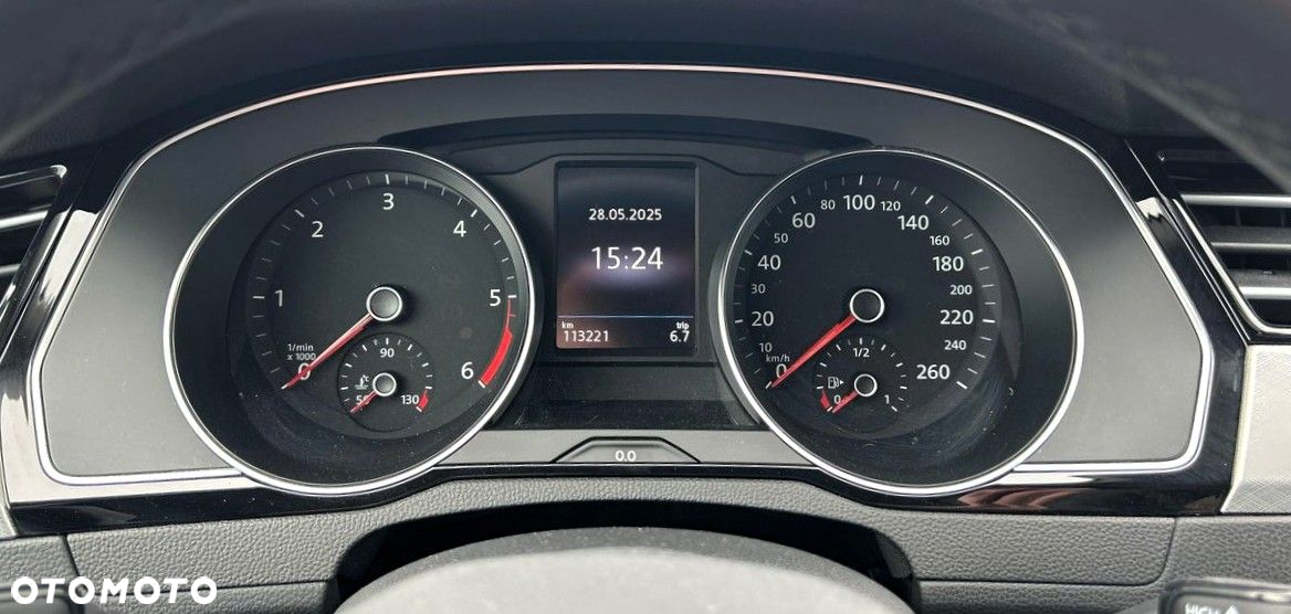 Volkswagen Passat 2.0 TDI EVO Business DSG - 12