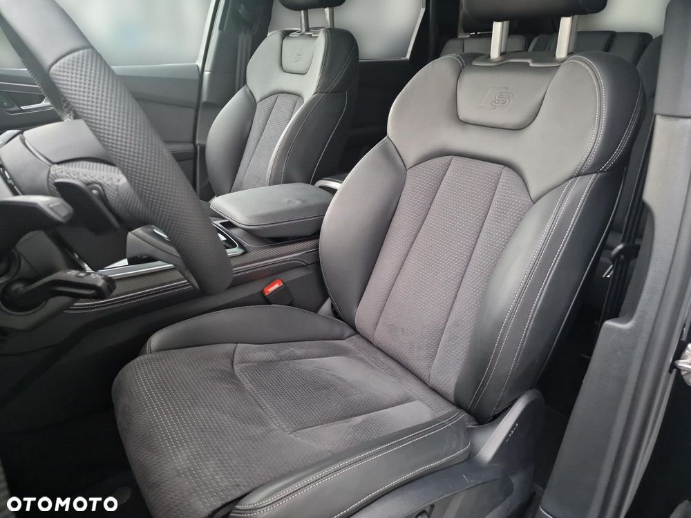 Audi Q7 - 17