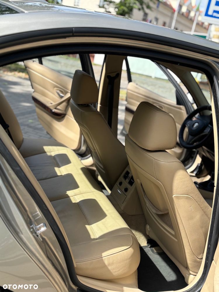 BMW Seria 3 320d - 13