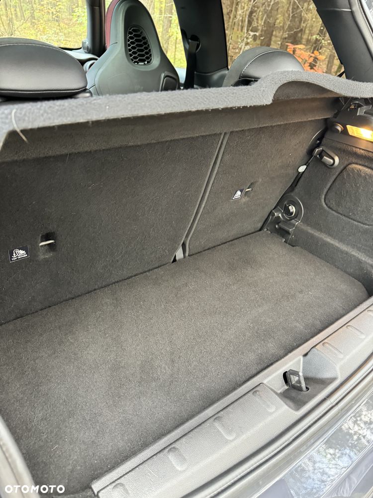 MINI John Cooper Works - 18