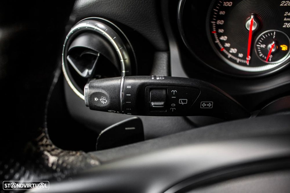 Mercedes-Benz CLA 180 d Shooting Brake Aut. - 15