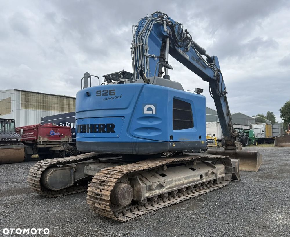 Liebherr R926 COMPACT - 5