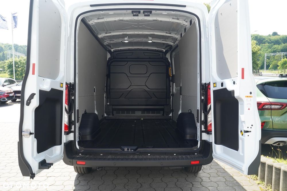 Ford Transit 350 L3H2 Trend - 9