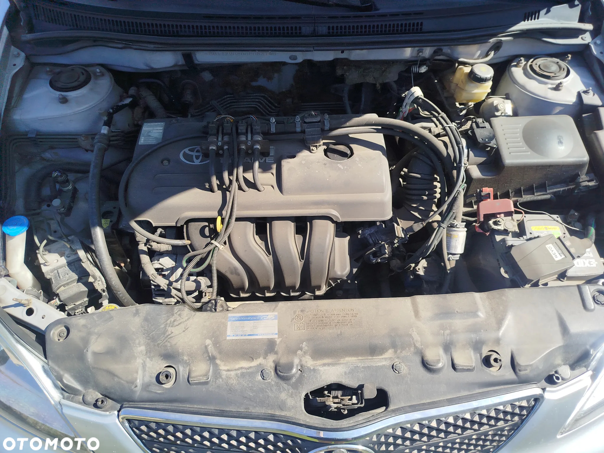 Toyota Corolla 1.6 VVT-i Sol - 8