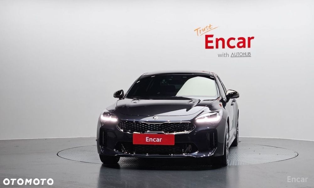 Kia Stinger - 7