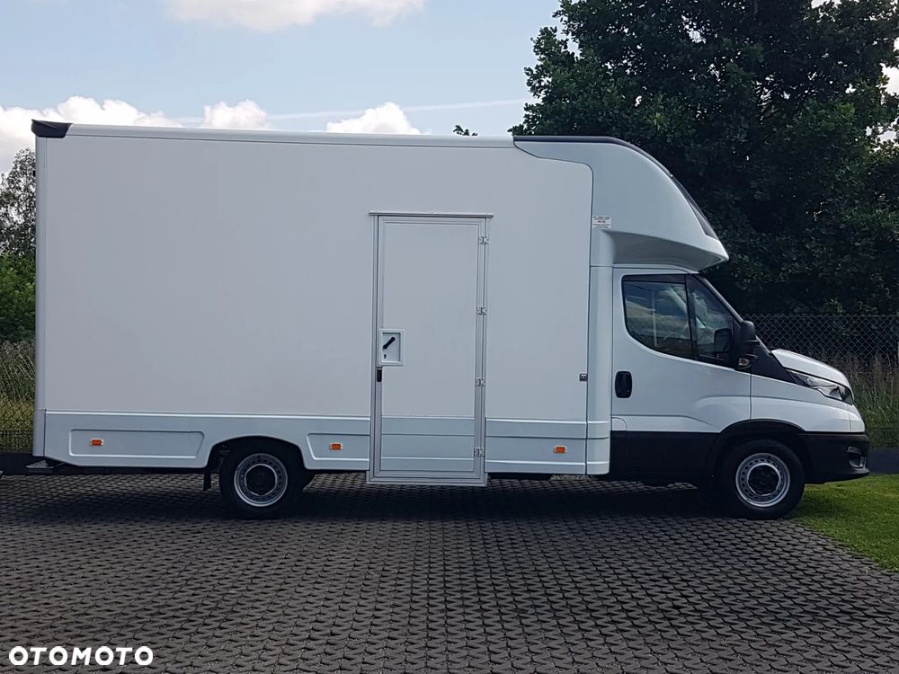 Iveco DAILY KONTENER NISKOPODŁOGOWY 4,43x2,23x2,42 SKLEP FOODTRUCK BAR KLIMA KONIOWÓZ KAMPER - 12