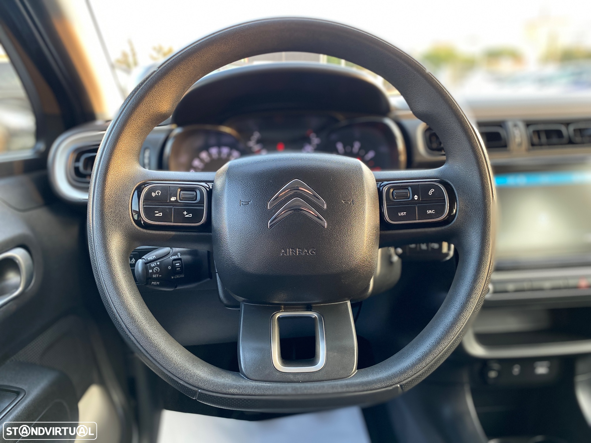 Citroën C3 1.6 BlueHDi Exclusive - 20