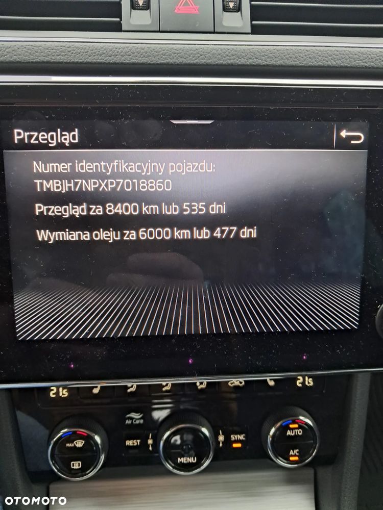 Skoda Superb 2.0 TDI SCR Style DSG - 20