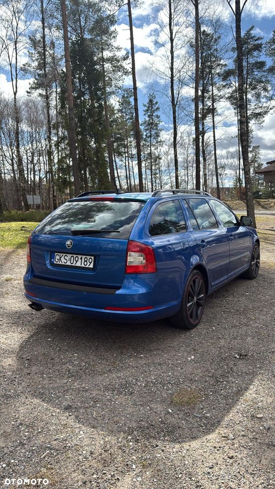 Skoda Octavia 2.0 TDI CR DPF RS - 6