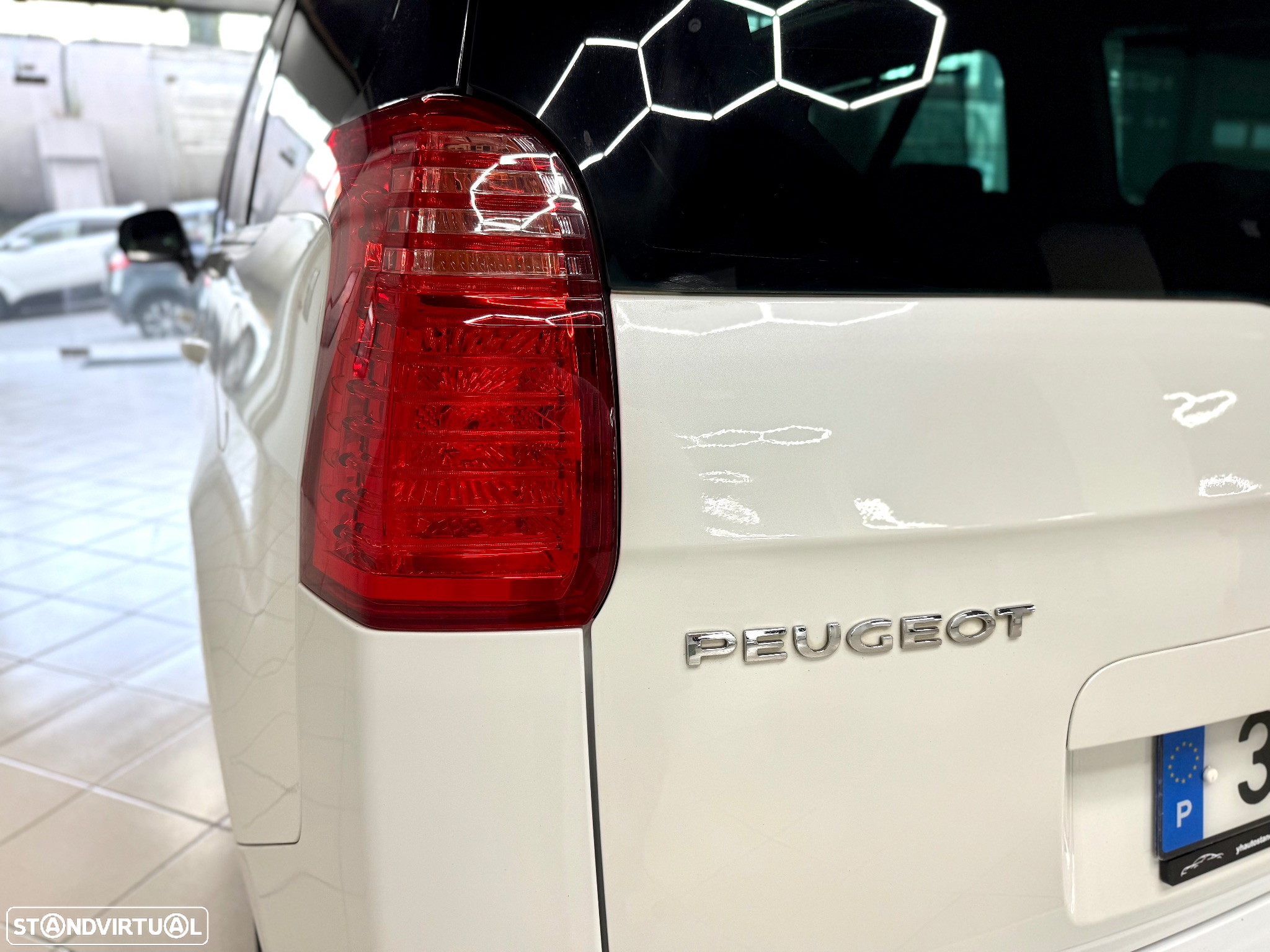 Peugeot 5008 1.6 E-HDi 7L Allure 2-Tronic - 10