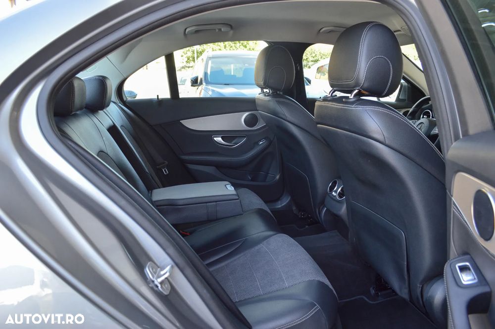 Mercedes-Benz C 220 (BlueTEC) d 7G-TRONIC Exclusive - 32