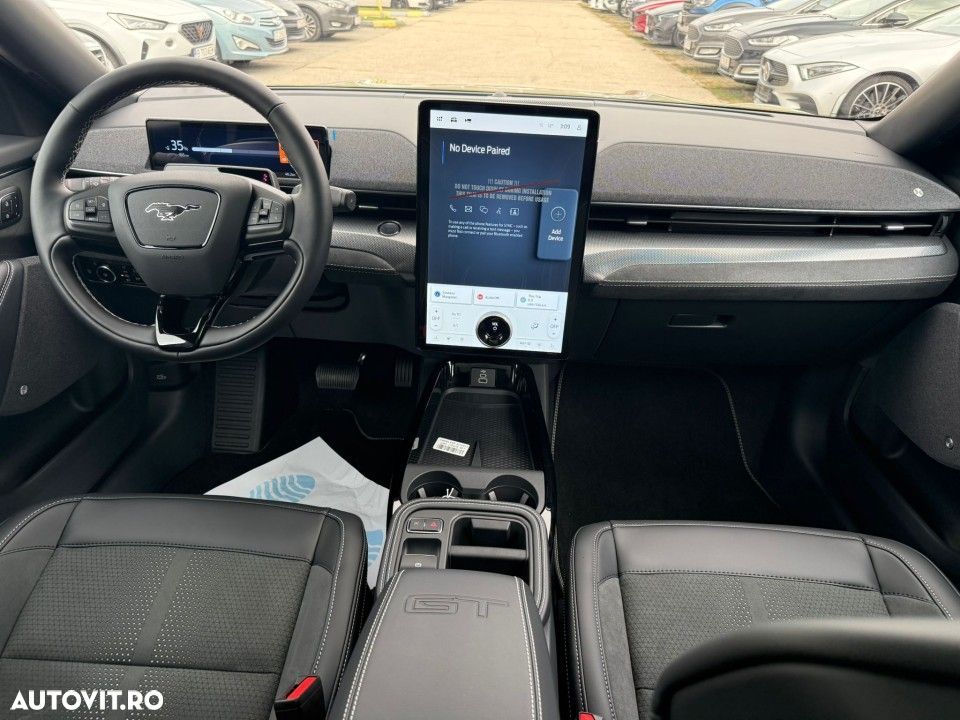 Ford Mustang Mach-E - 18